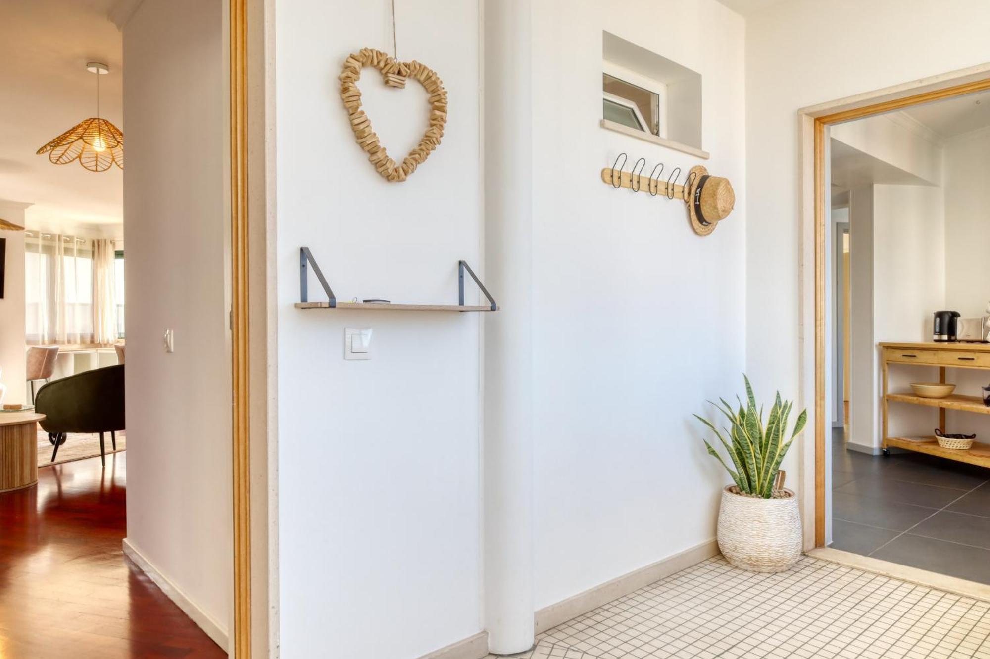 Panoramic View, A In Madeira Apartment