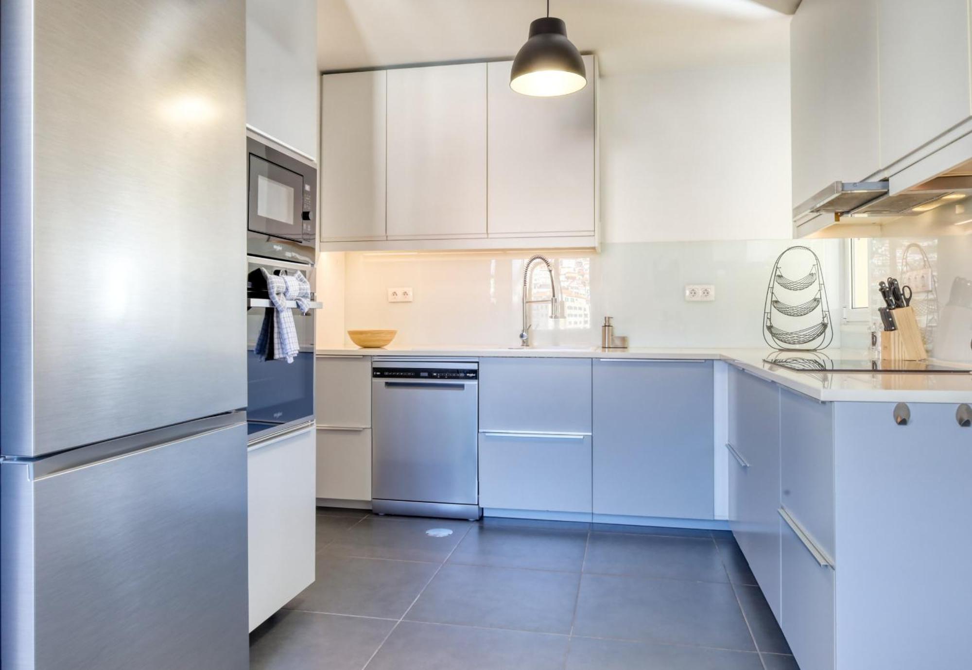 Panoramic View, A In Madeira Apartment